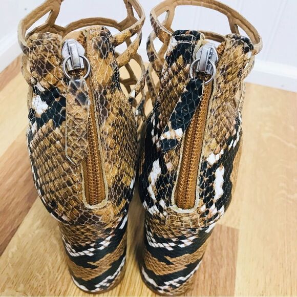 SCHUTZ Juliana Leather Caged Block Heel Sandal Snake Embossed Tan Black Size 7.5 - Picture 9 of 14